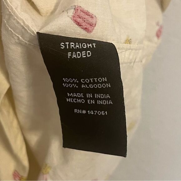 Men's Straight Faded French Fries Short Sleeve Button Down Shirt - Picture 9 of 9